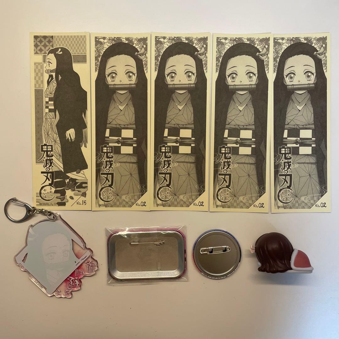 鬼滅の刃 クリアファイル ステッカー シール アクスタ 缶バッジ 29点セット