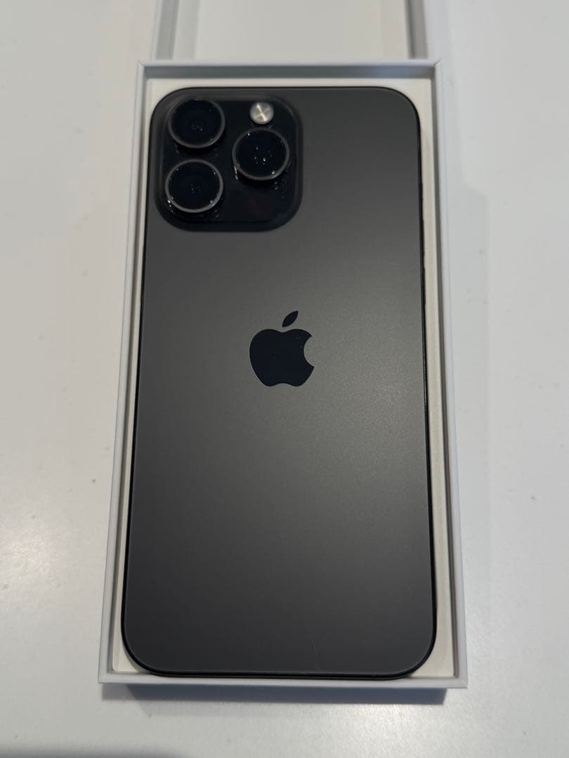 【中古・美品】iPhone 15 Pro Max 256GB