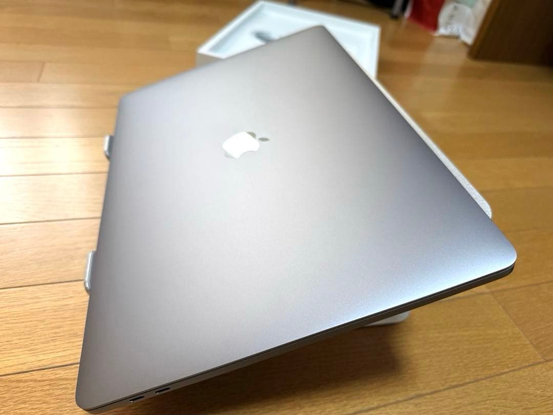 Apple MacBook Pro 16インチ 2019 512GB 16GB