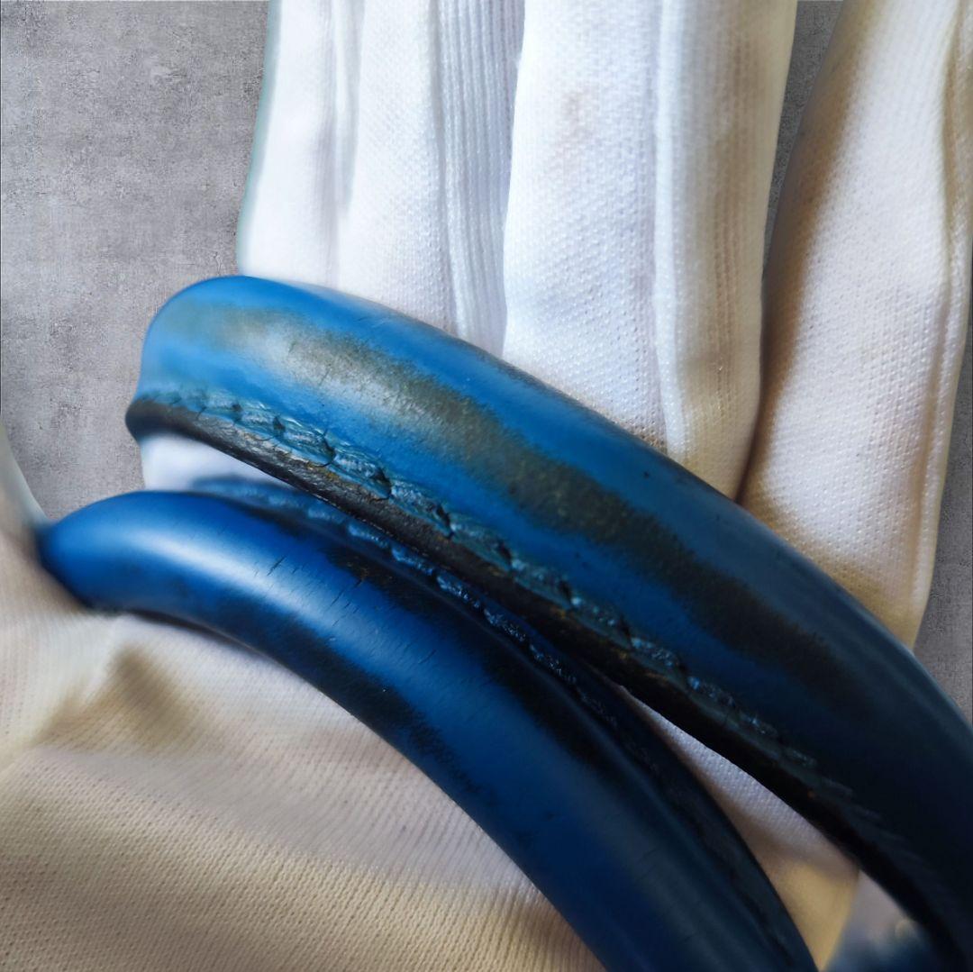 LOUIS VUITTONエピ ヴォワヤージュビジネスバッグ トレドブルー正規品