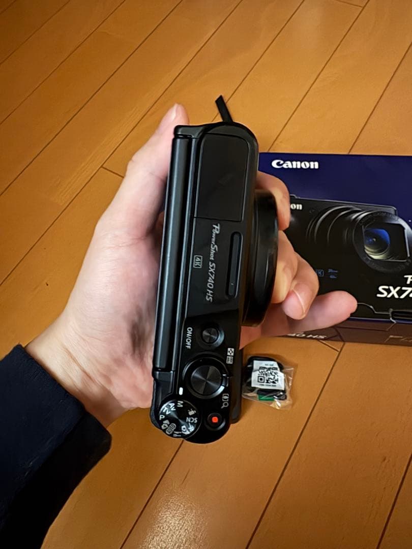 aaa　美品 キヤノン　POWERSHOT SX740hs ブラック