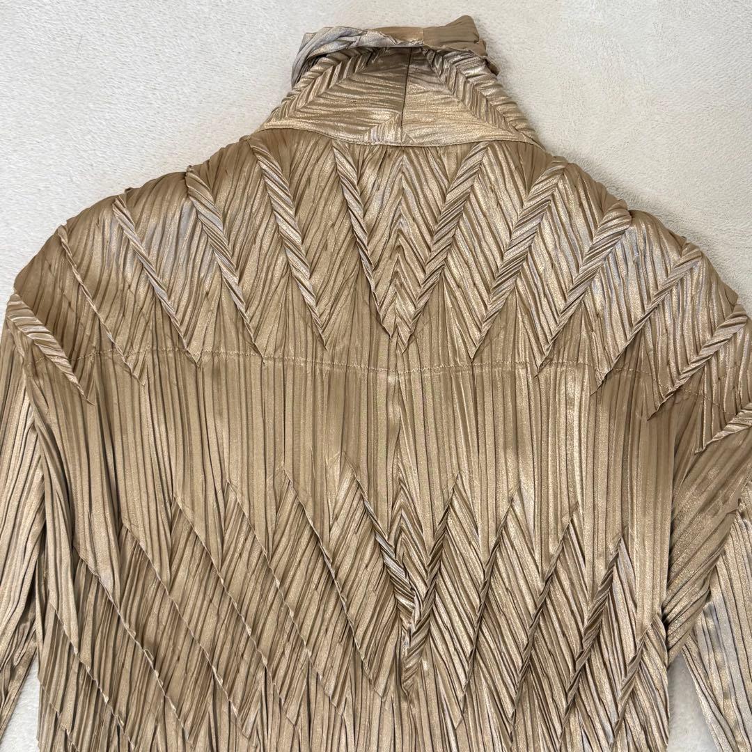 極美品✨ISSEY MIYAKE 変形　立体　プリーツ　ジャケット　ゴールド