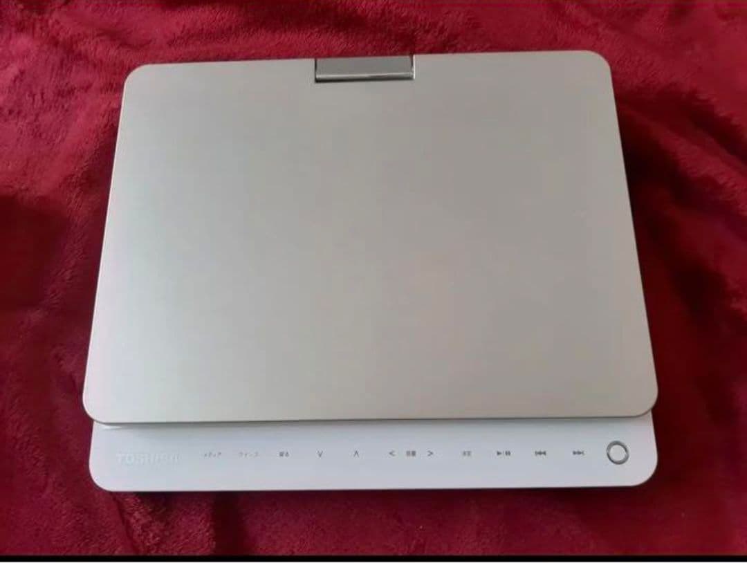 東芝 REGZA ポータブルブルーレイディスクプレーヤー SD-BP900S