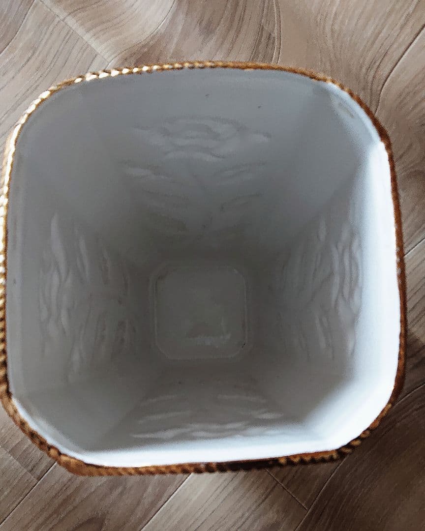 ホワイト陶器製六角形傘立て ポルトガル製