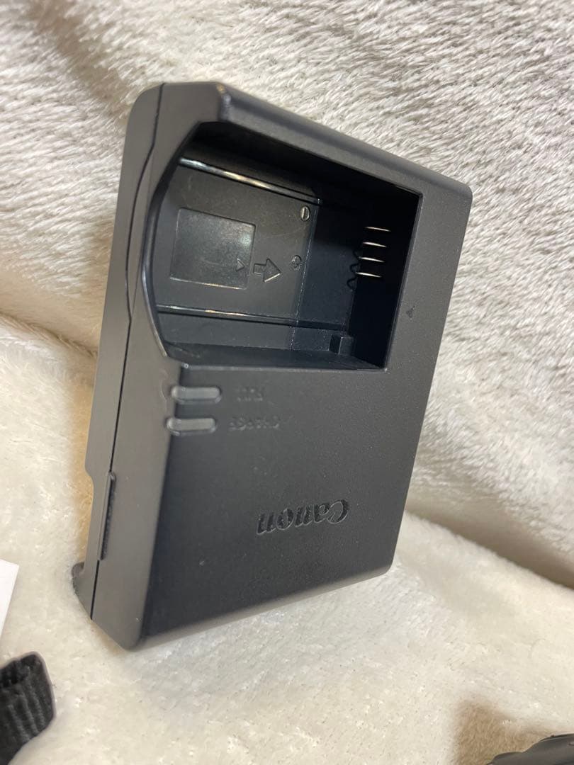 【める】Canon EOS Kiss X9ダブルレンズセット