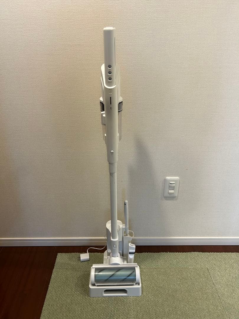 IRIS OHYAMA 充電式サイクロンスティッククリーナSCD-210P