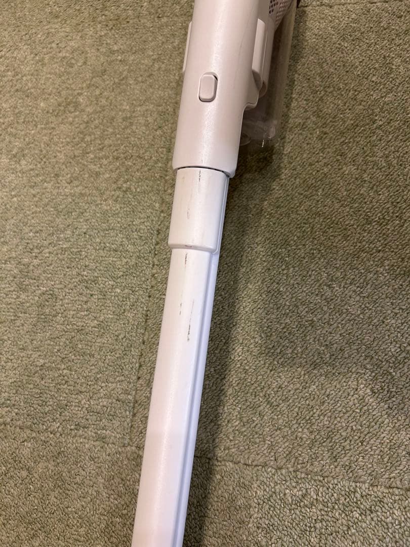 IRIS OHYAMA 充電式サイクロンスティッククリーナSCD-210P