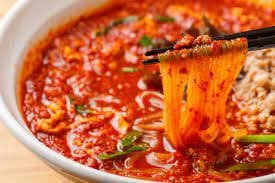 激安￥9999 １食分￥111激辛 明星 チャルメラ 宮崎辛麺 ラーメン