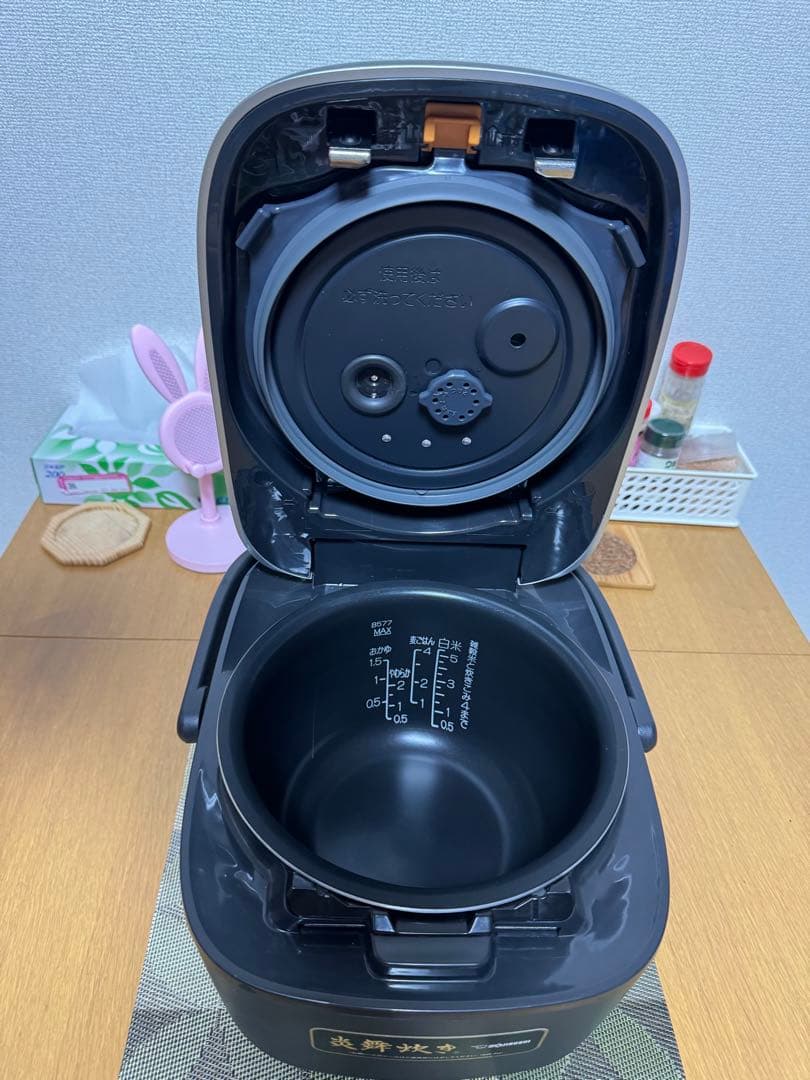 【中古】象印 5.5合 炎舞炊き NW-PU10-BZ 22年製 動作保証