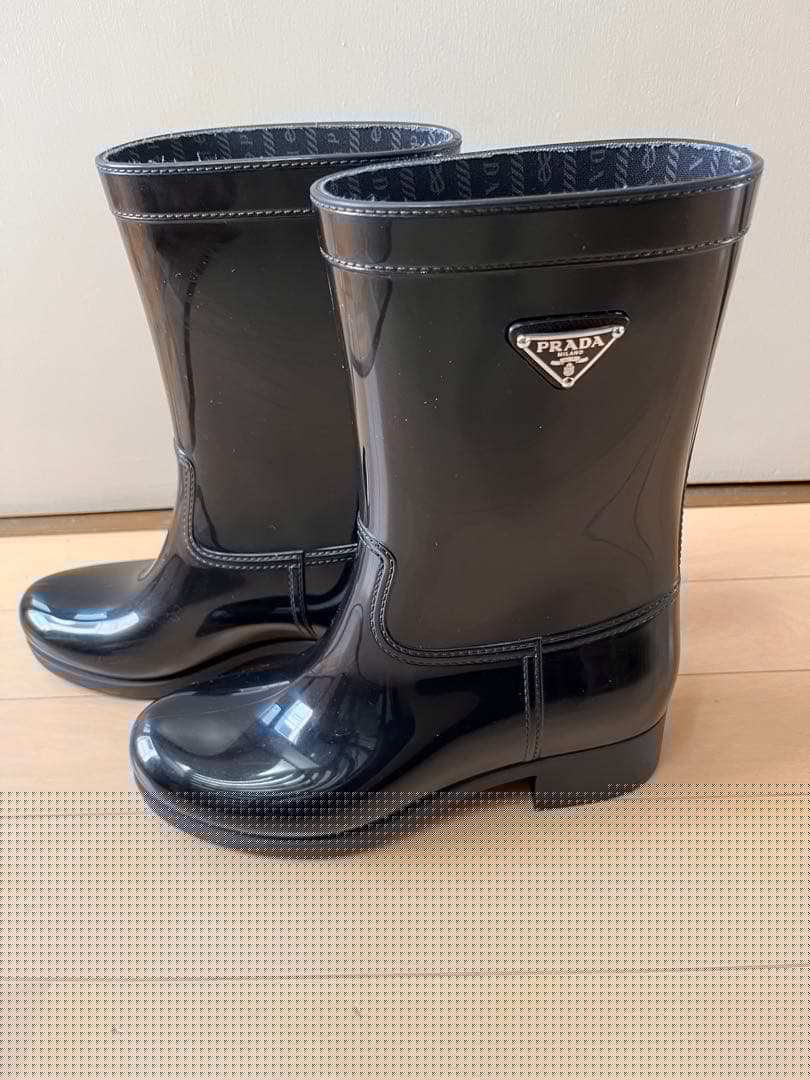 PRADA ブラック レインブーツ