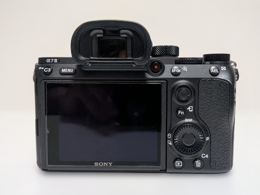 【美品・S数4500回】SONY α7IIIズームレンズキットILCE-7M3K