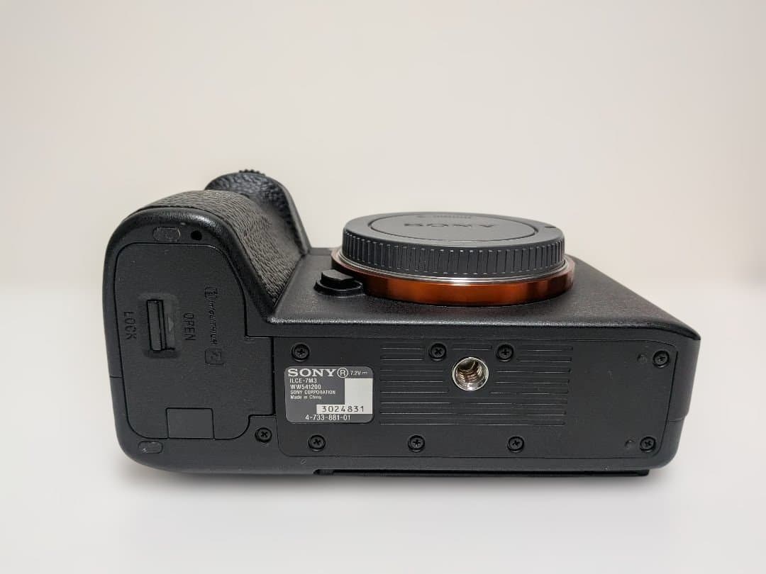 【美品・S数4500回】SONY α7IIIズームレンズキットILCE-7M3K