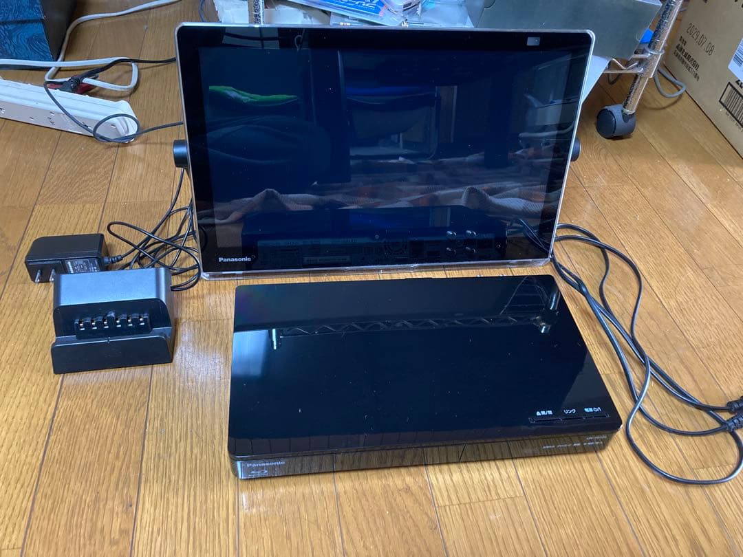 お風呂テレビ　ビエラ　Panasonic UN-15CTD10-K 15型テレビ