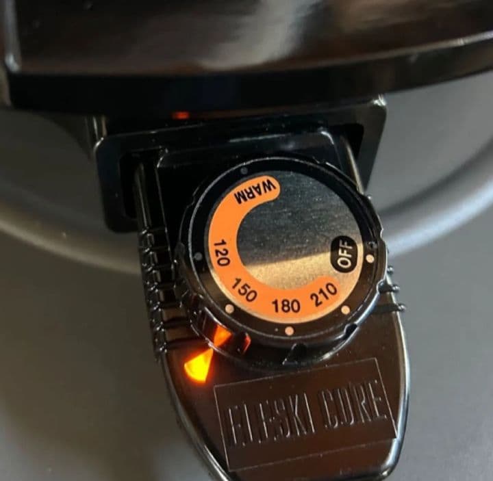 エレスキーコア電気鍋　電気フライパン　電気スキレット未使用保管品