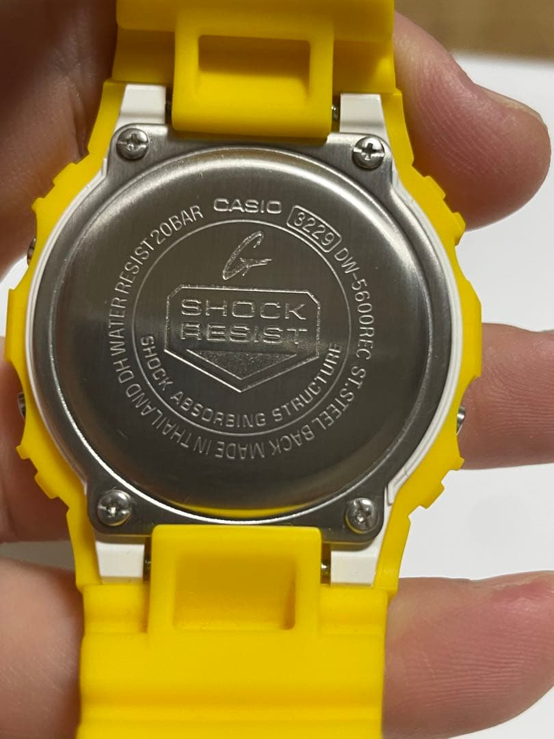 美品　G-SHOCK DW-5600REC イエロー