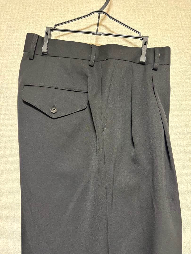 THE RERACS ツータックワイドストレートスラックス　ブラック