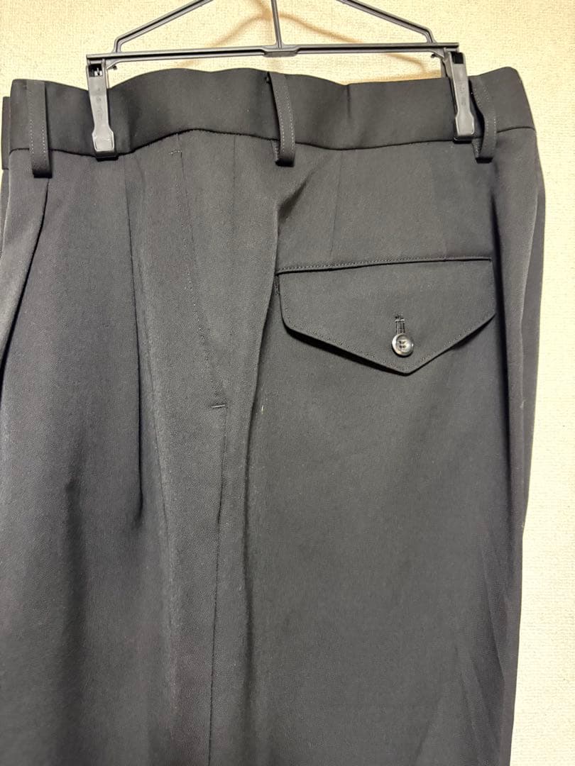 THE RERACS ツータックワイドストレートスラックス　ブラック