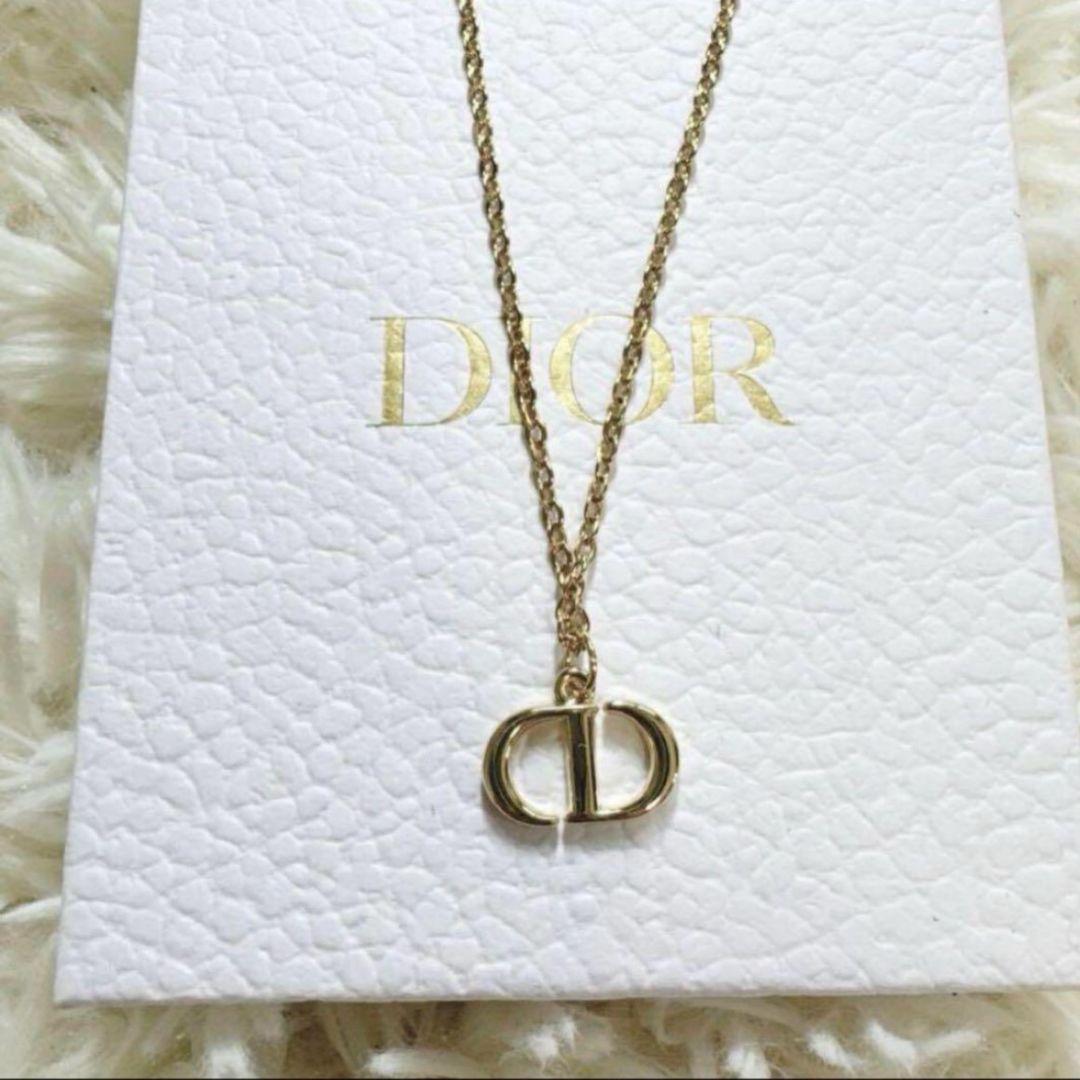 【新品】Christian Dior ディオール チャーム&ネックレス 箱付き！