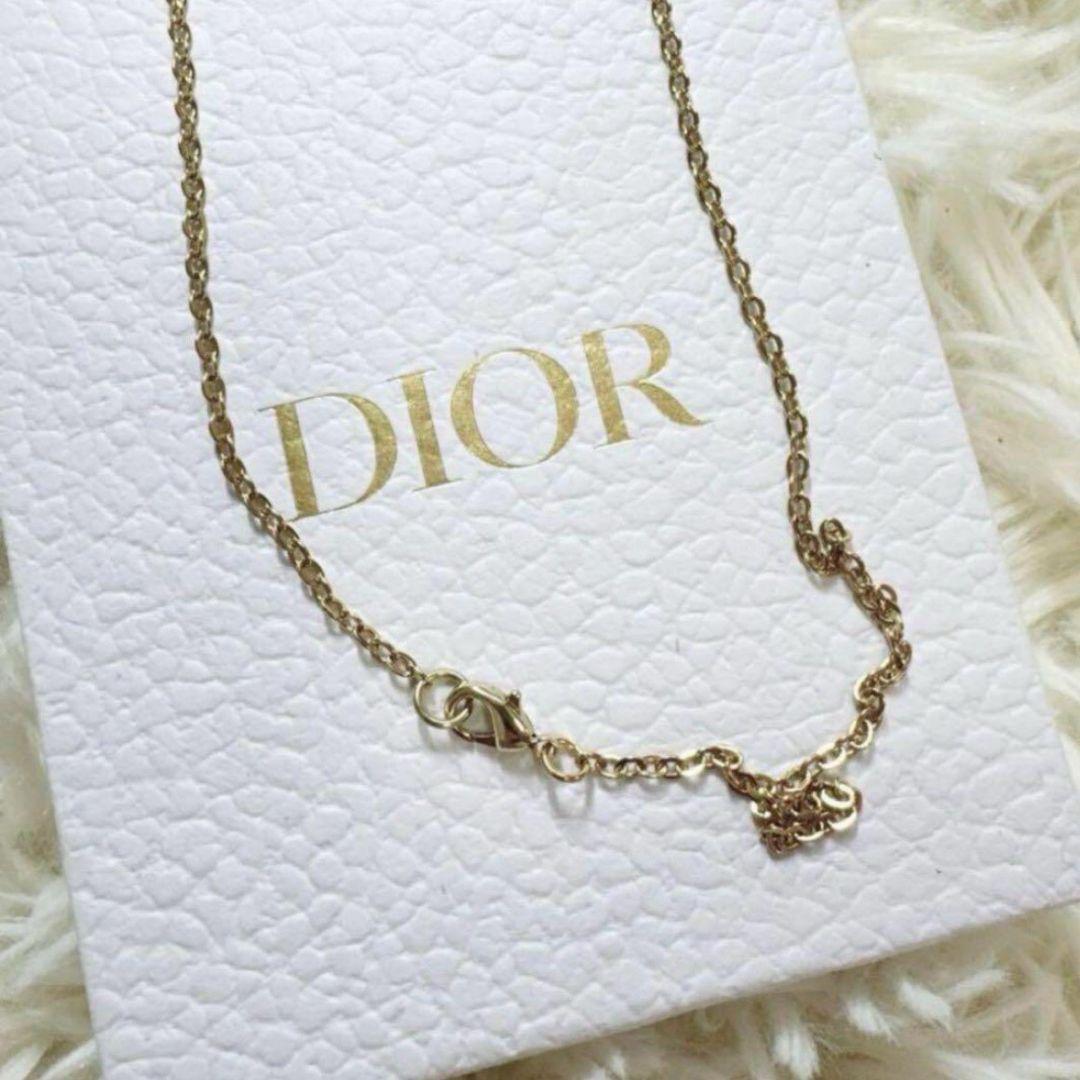【新品】Christian Dior ディオール チャーム&ネックレス 箱付き！
