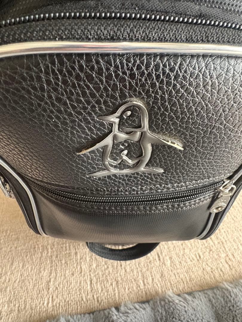 AG097　マンシングウェア　ゴルフバッグ キャディバッグ 黒 ペンギン