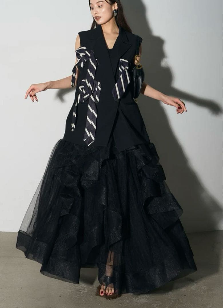 【Andrea＆Co.】タイリボンテーラードジレ 人気商品