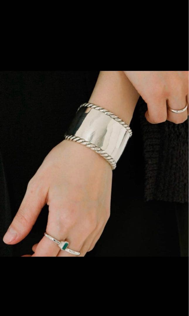 PHILIPPE AUDIBERT フィリップオーディヴェール　バングルブレス