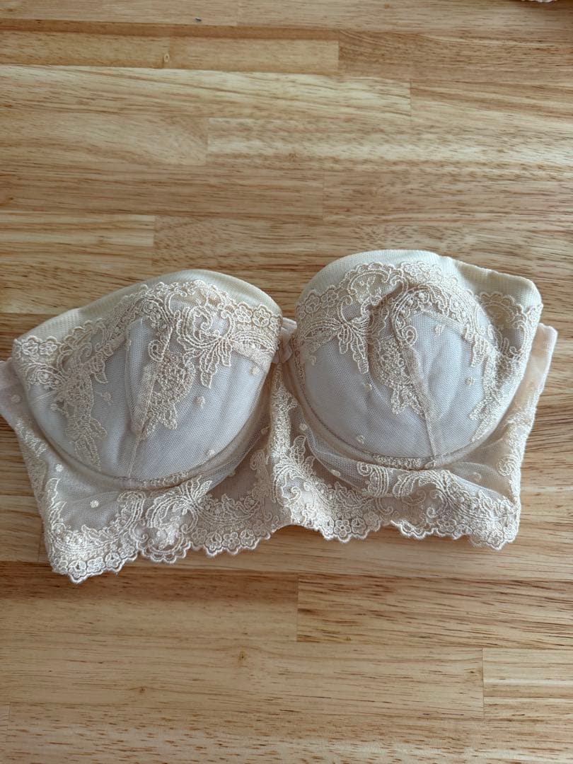 FOUR SIS & CO. ブライダルインナーセット　D70 70 70