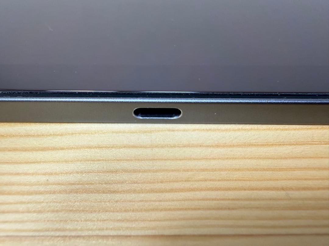 Apple iPad Air 第5世代 64GB & 純正ケース