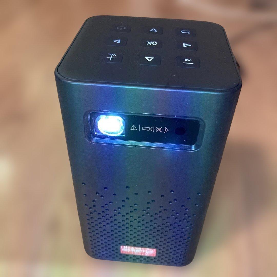 コンパクト内蔵プロジェクター 黒