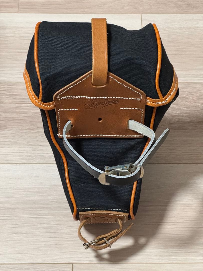 【美品】Gilles Berthoud ジルベルソー サドルバッグ ジルベルトー