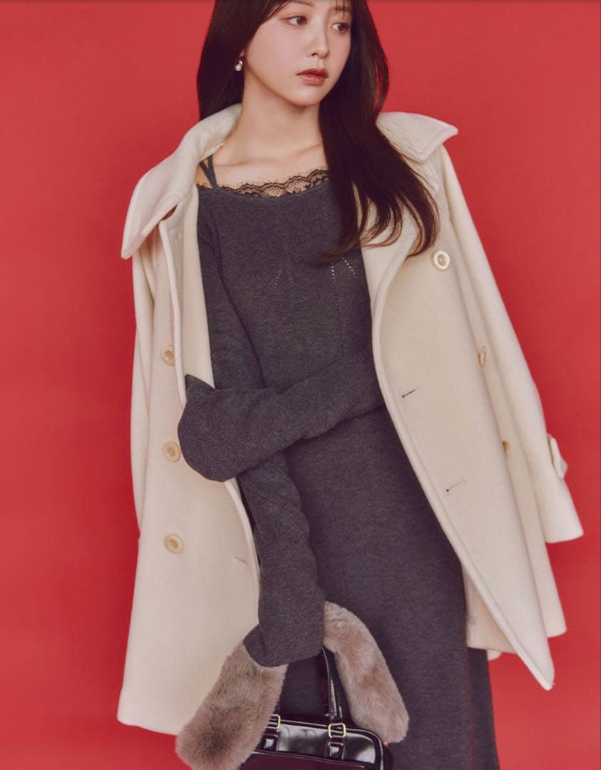 《新品》COCO DEALレースディティールオフショルニットワンピース　黒