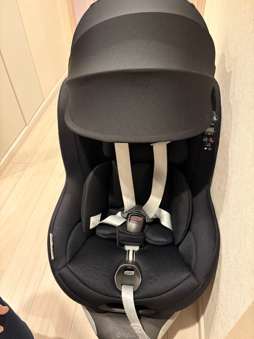 サイベックスシローナGi i-Size チャイルドシート