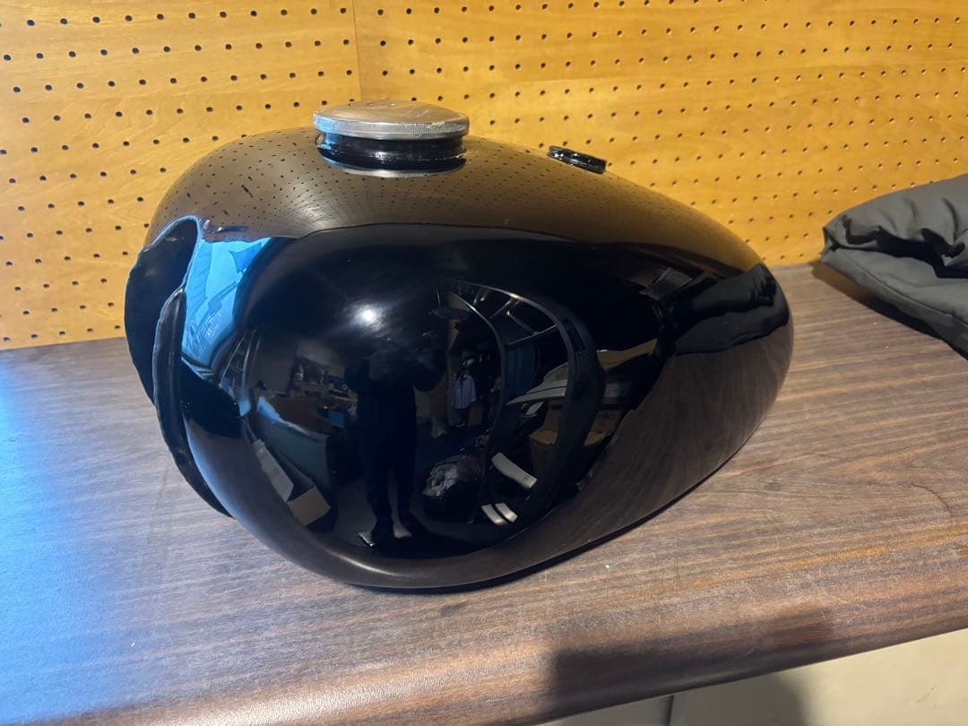 Kawasaki W1 タンク　チョッパー他カスタム素材に