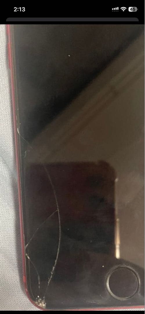 Apple iPhone SE8 (レッド) 画面にヒビあり