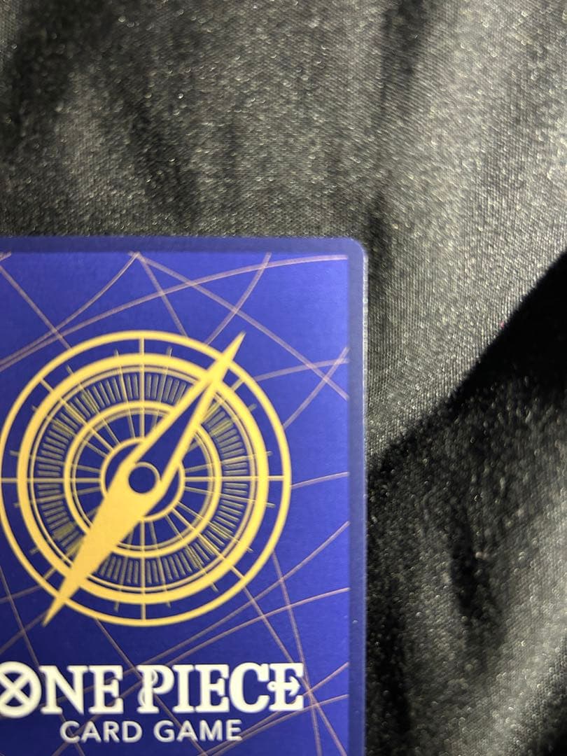 ワンピースカード　手配書　シャンクス