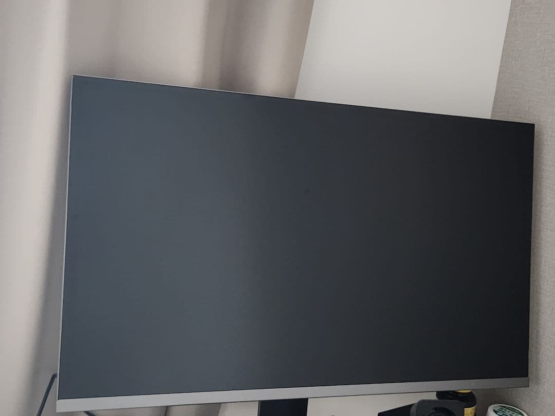 32インチ WQHD 165Hz 金属筐体 IPS 広色域 縦回転 スピーカー