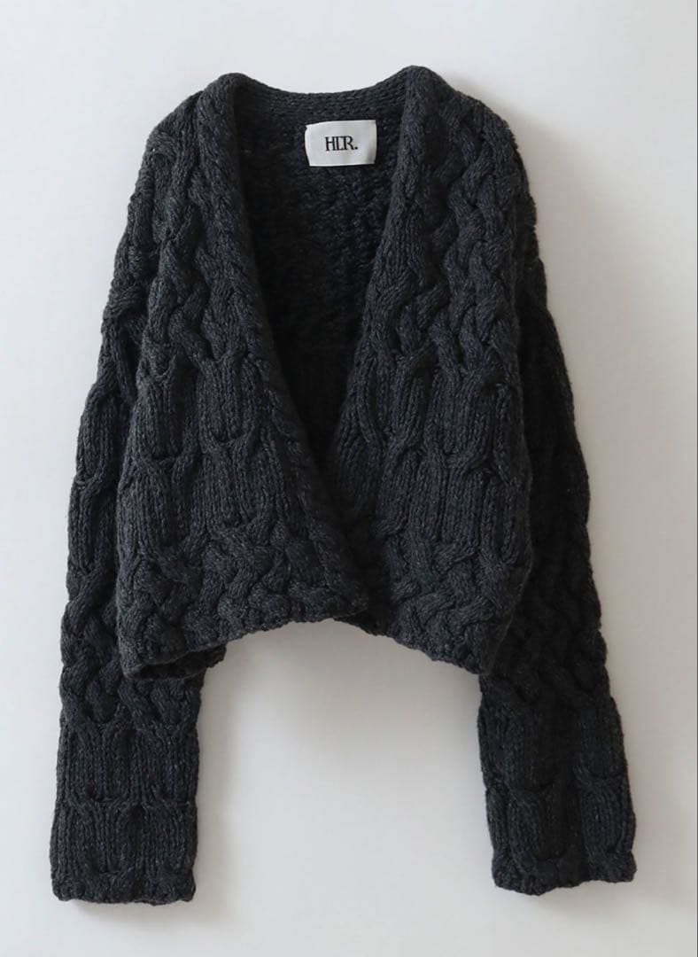 HER. 未使用 ハンドニットカーディガン チャコール エトレ