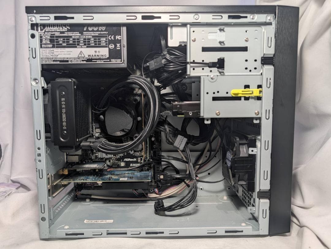 マウスコンピューター 第9世代 i7/16GB/GT1030/Win11/水冷