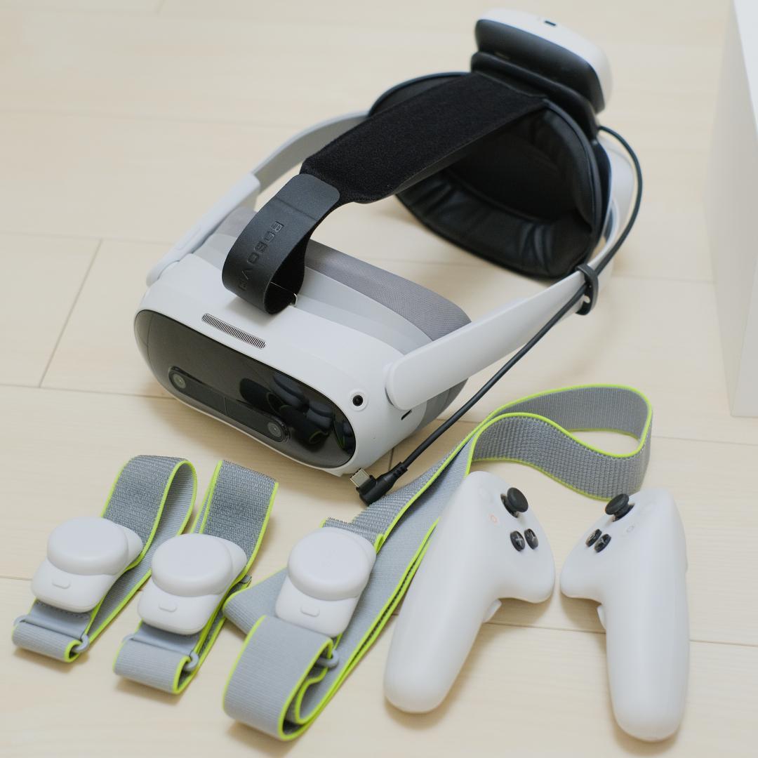 【完動品】PICO4 Ultra トラッカー3つ + バッテリーストラップ