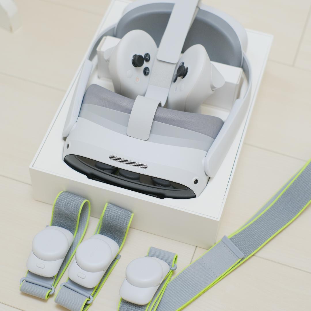 【完動品】PICO4 Ultra トラッカー3つ + バッテリーストラップ