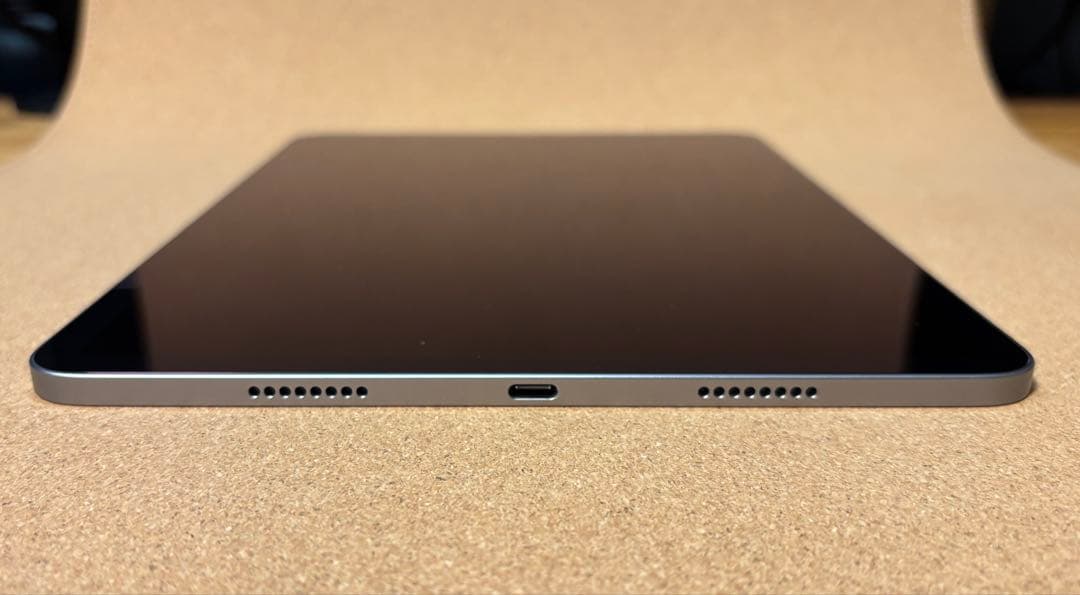 iPad Pro (第4世代) +Apple Pencil +マジックキーボード