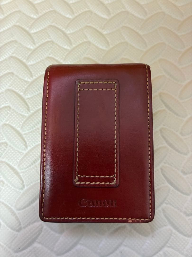 美品純正ケース付き　canon&キャノン　ixy910is デジタルカメラ