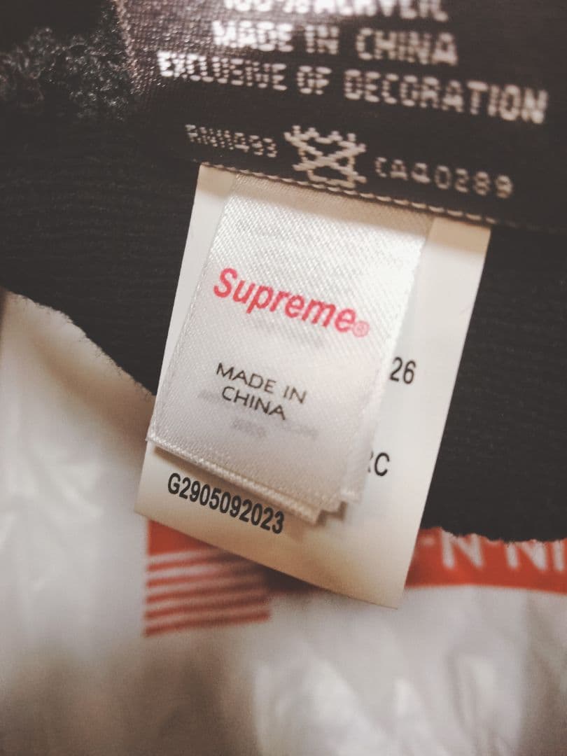 ニット帽　New Era S Logo Beanie　つのビーニー　黒