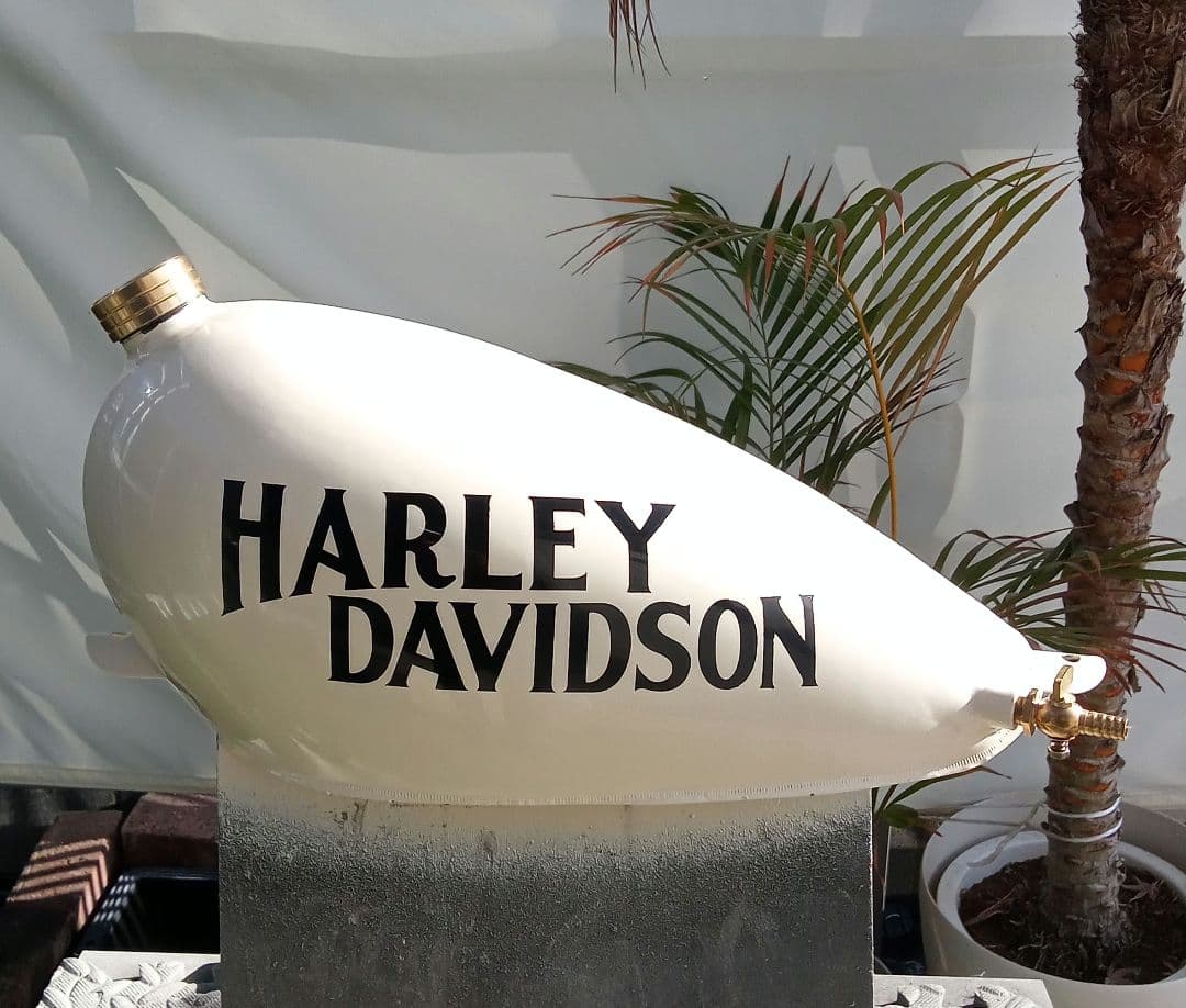 HARLEY DAVIDSON タンク ホワイト ナロー　チョッパー　カスタム