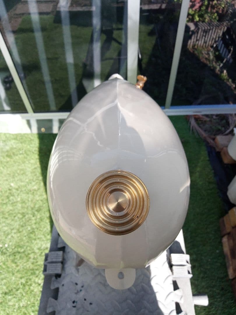 HARLEY DAVIDSON タンク ホワイト ナロー　チョッパー　カスタム