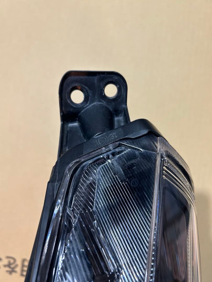 ワゴンR スティングレー　左ヘッドライト