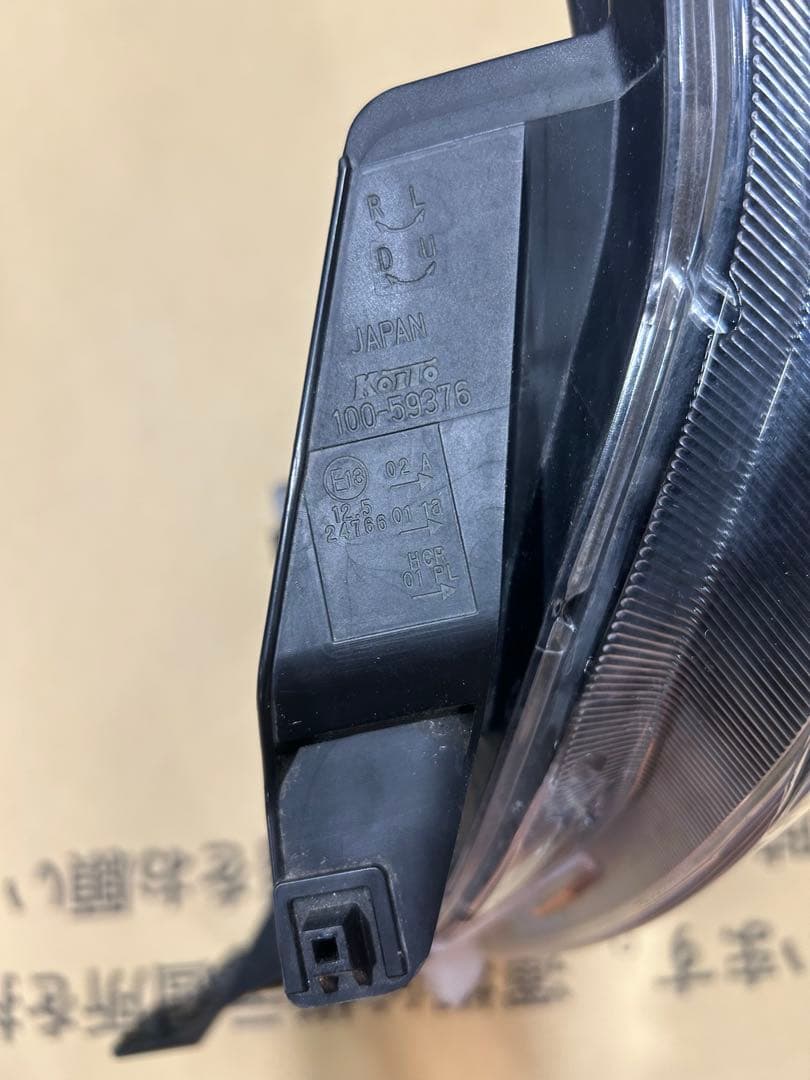 ワゴンR スティングレー　左ヘッドライト