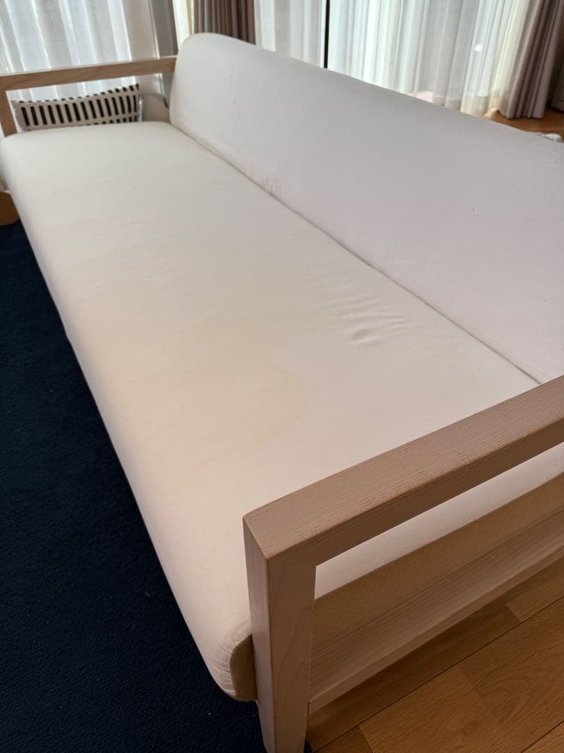 NOYES グレーソファ 木製フレーム モダンスタイル