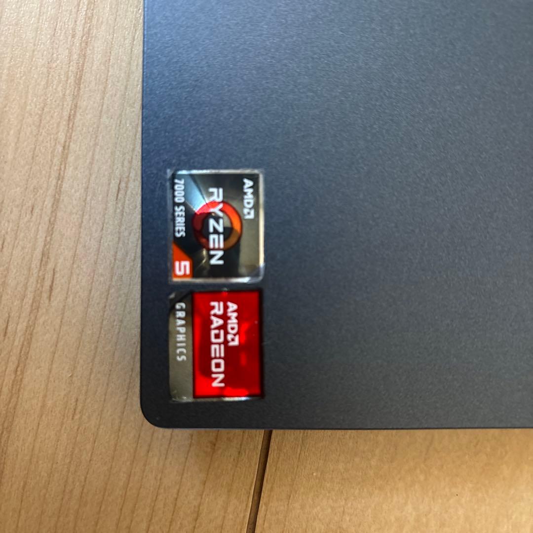 Dell Inspiron ブラックノートPC