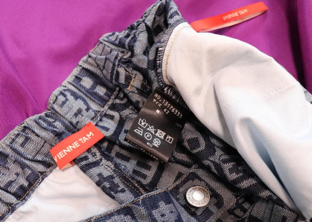 VIVIENNE TAM　デニムハーフパンツ